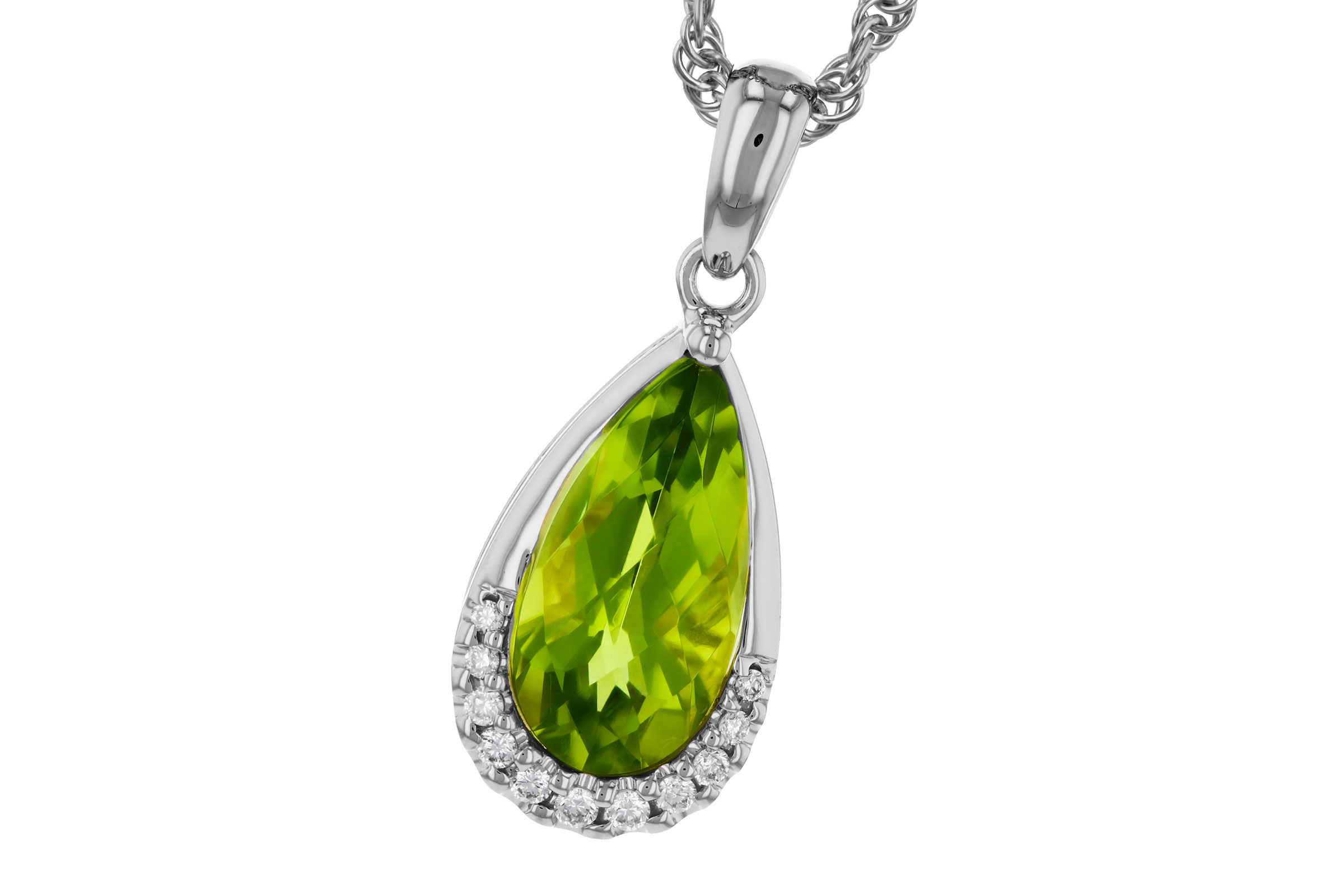 B321-02017: NECK 1.94 PERIDOT 2.00 TGW (12x6MM PS)